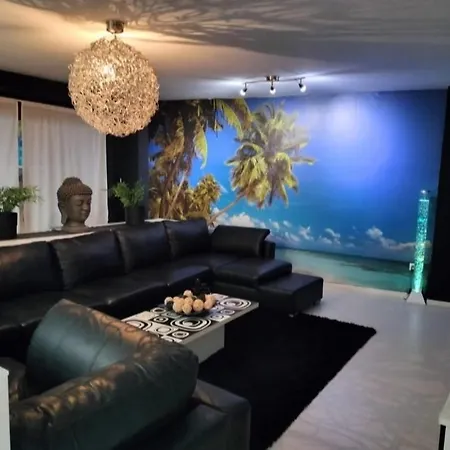Black & White Villa