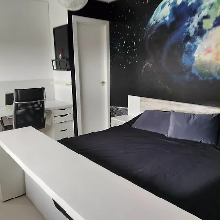 Black & White Villa Pontevedra